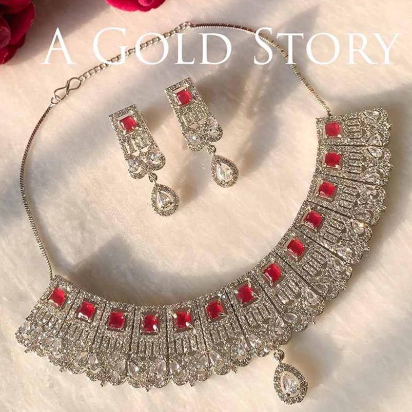 CORA SET RED