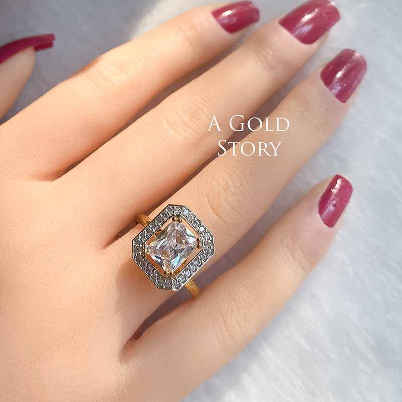 VINITA RING GOLDEN