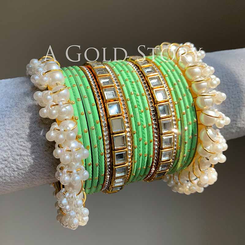ANEESA BANGLES SET PARROT GREEN