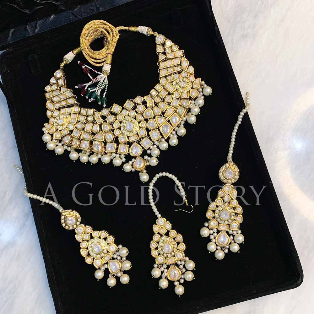 OMA KUNDAN SET
