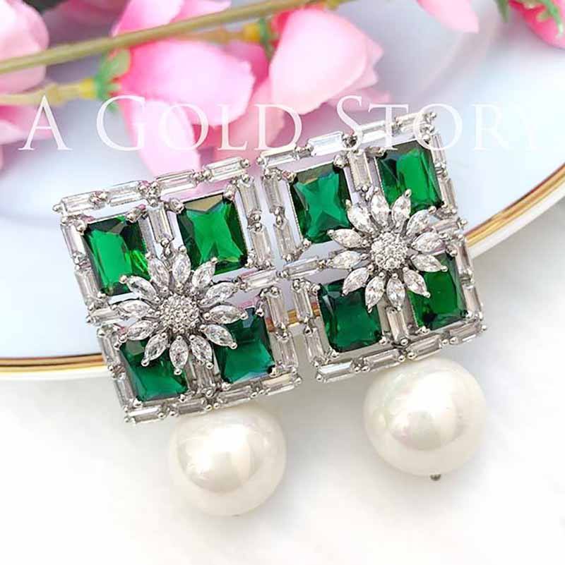 DENVER EARRINGS GREEN - A GOLD STORY