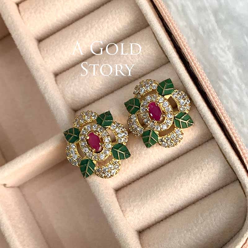 TINA EARSTUDS GREEN & RUBY