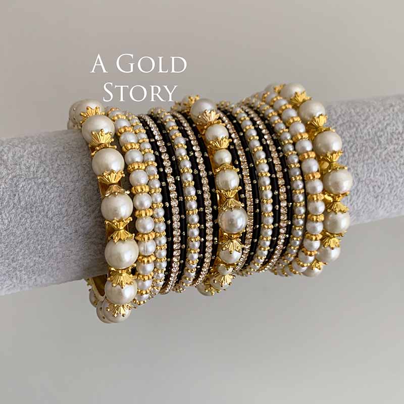 MUNTAHA BANGLES SET BLACK