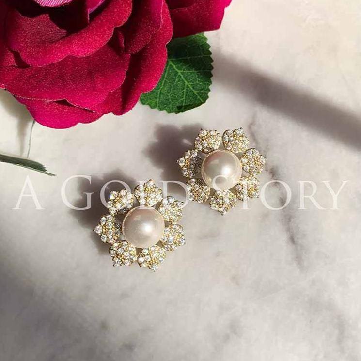 VENICEE EARRINGS GOLDEN - A GOLD STORY