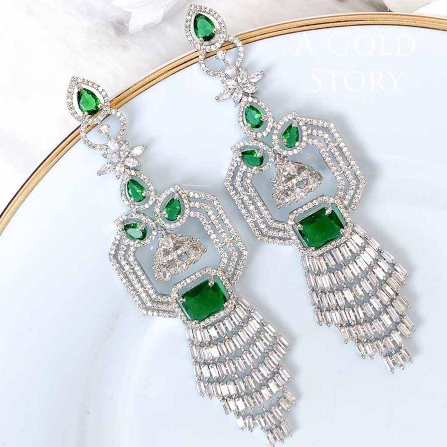 JULIA EARRINGS GREEN