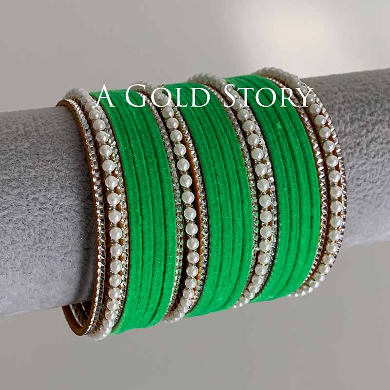 UROOJ VELVET BANGLES PARROT GREEN