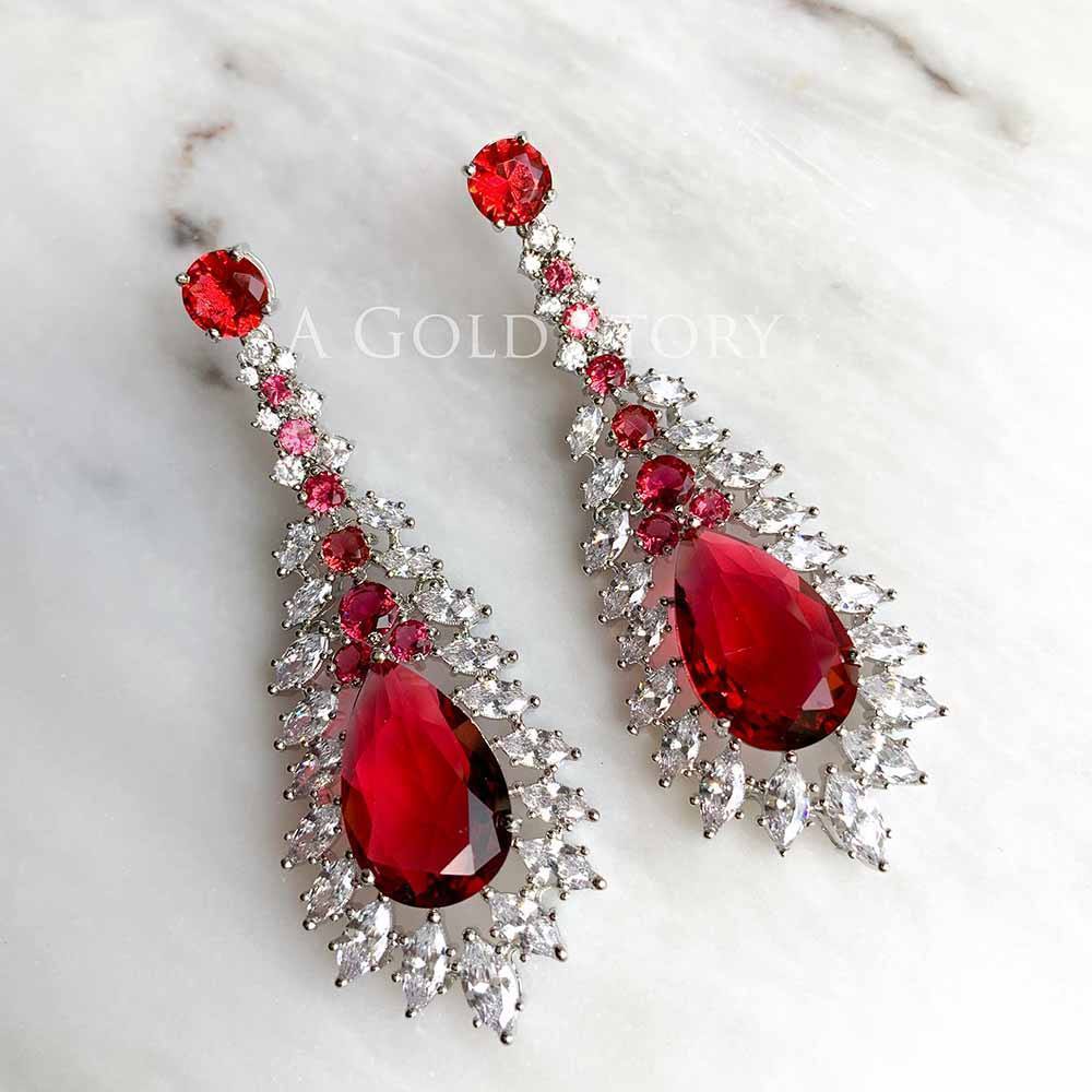 NAOMI EARRINGS RED