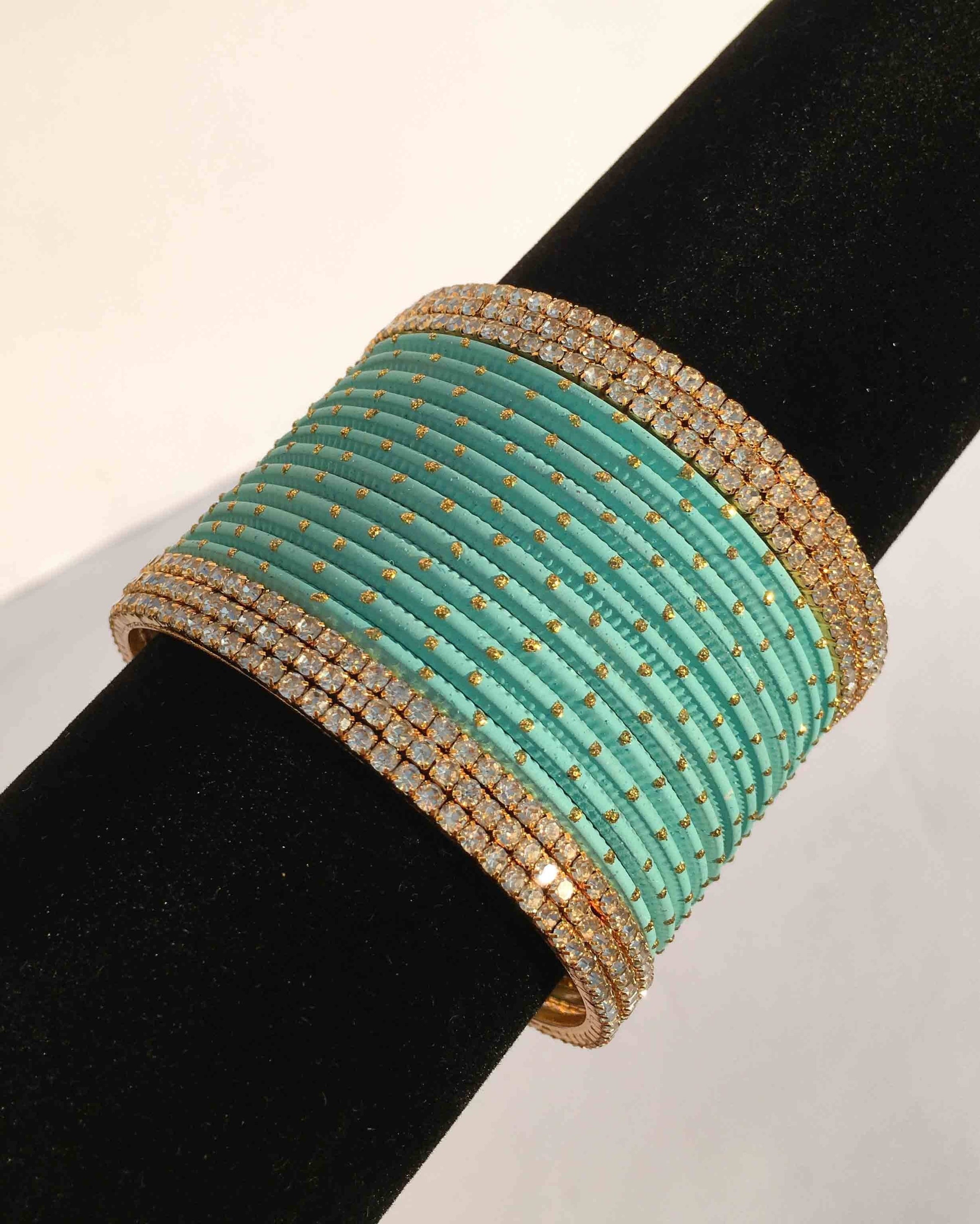 Bangles and Bracelets - A GOLD STORY