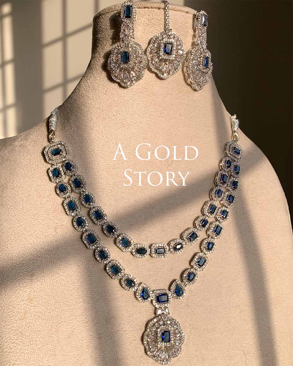 ORZAH NECKLACE SET SAPPHIRE BLUE