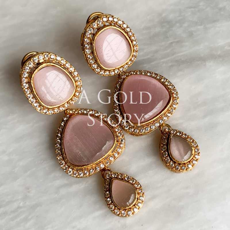 ANABIA EARRINGS PINK