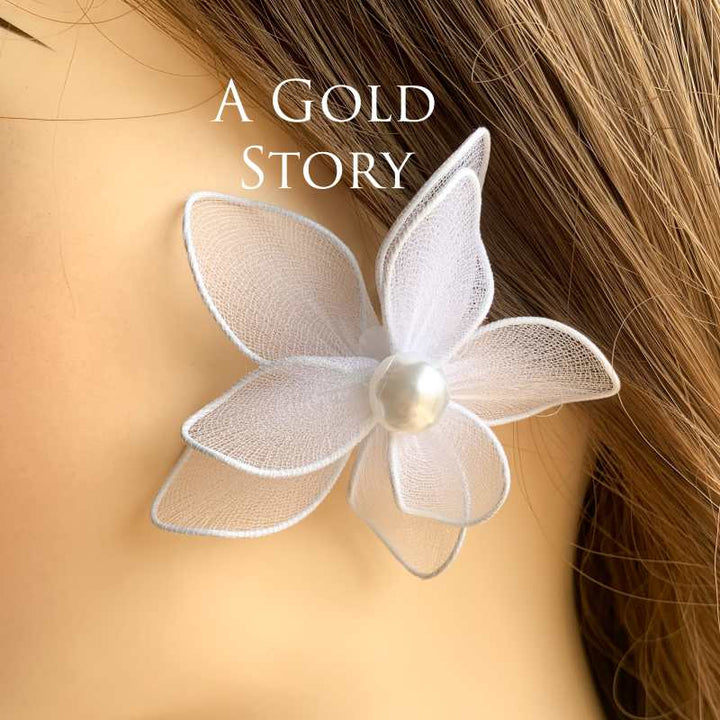 VIOLET EARRINGS WHITE