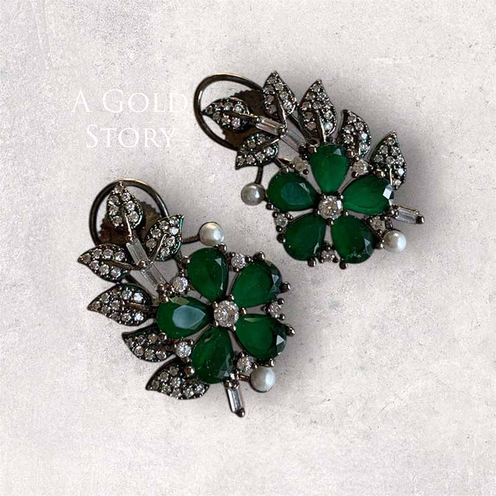 DIANA EARRINGS GREEN