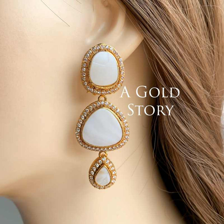 ANABIA EARRINGS PEARL