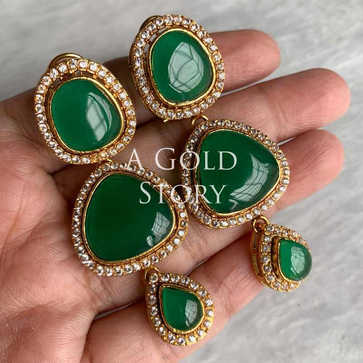 ANABIA EARRINGS EMERALD GREEN