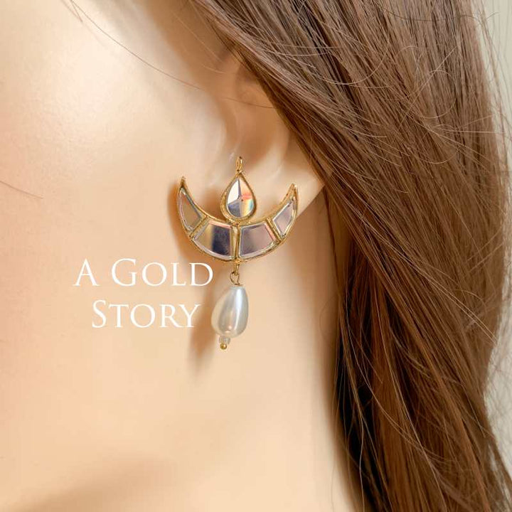 MERA CHAND EARRINGS WHITE