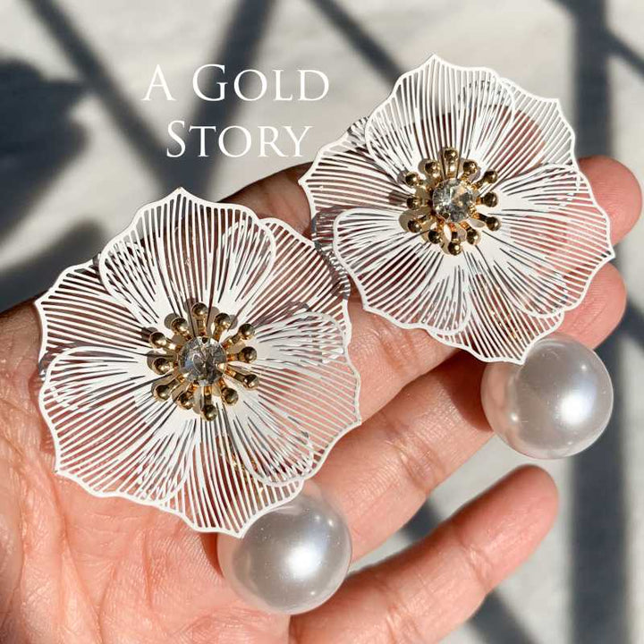 CLEMENTINE EARRINGS WHITE