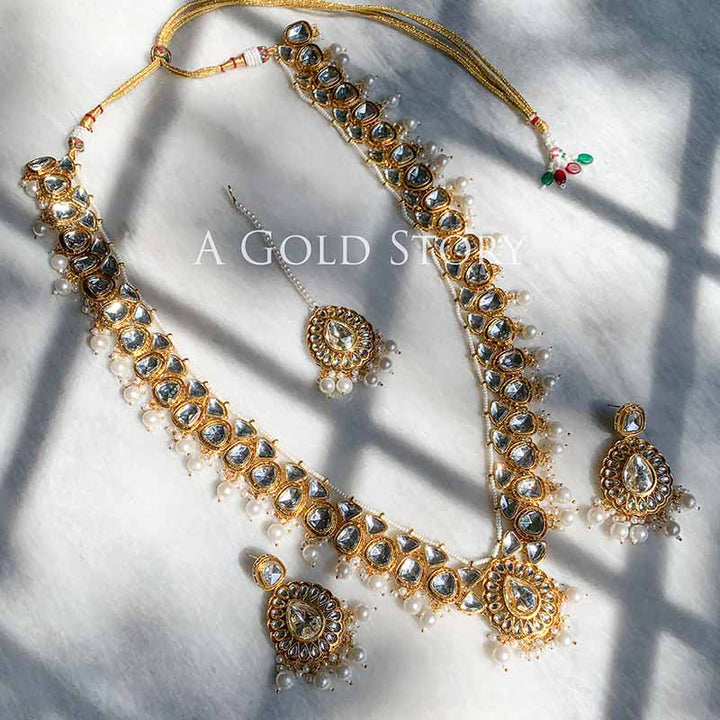 ESHITA MAALA SET PEARL