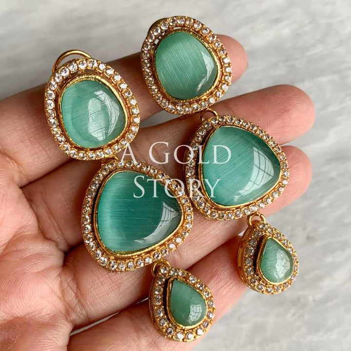 ANABIA EARRINGS SEA GREEN