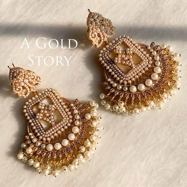 FRIDA EARRINGS PEARL GOLDEN