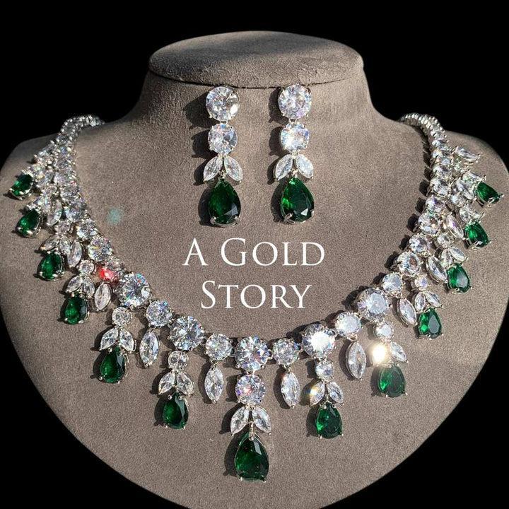 VICTORIA SET EMERALD GREEN