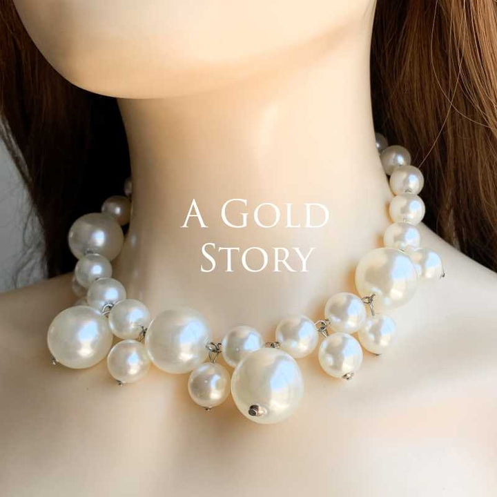 OLIVIA PEARL NECKLACE