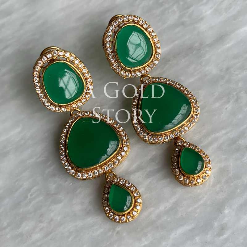 ANABIA EARRINGS EMERALD GREEN