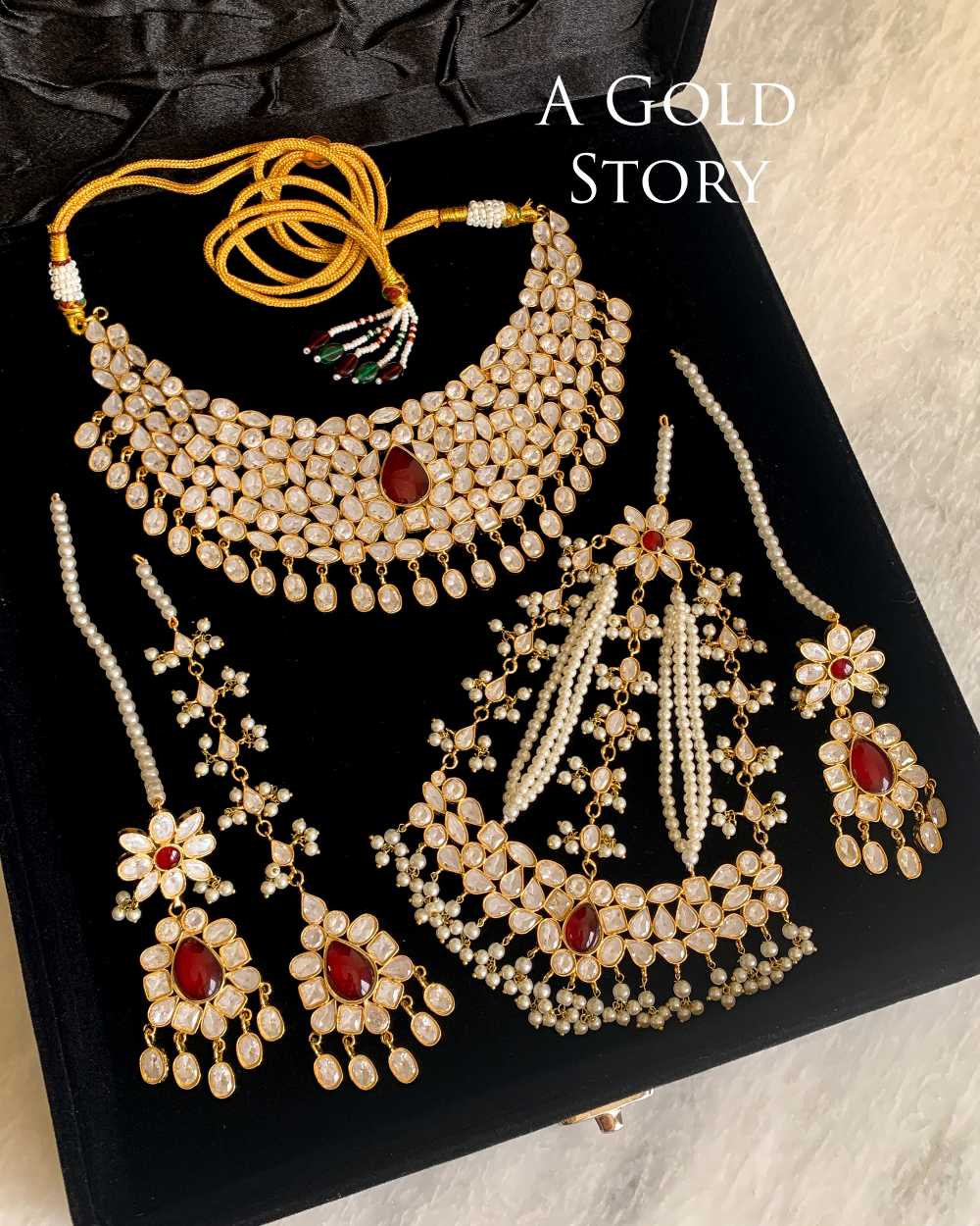 QUEEN KUNDAN POLKI BRIDAL SET