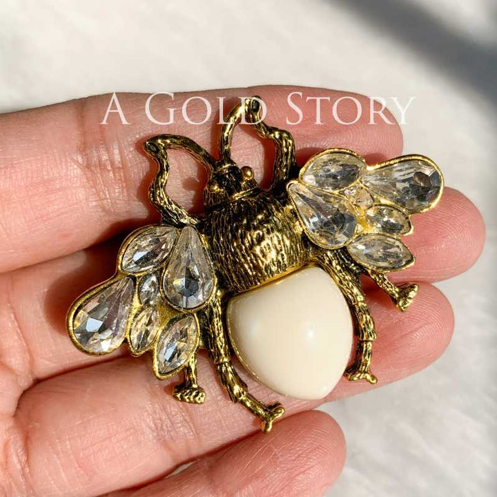 BEE BROOCH