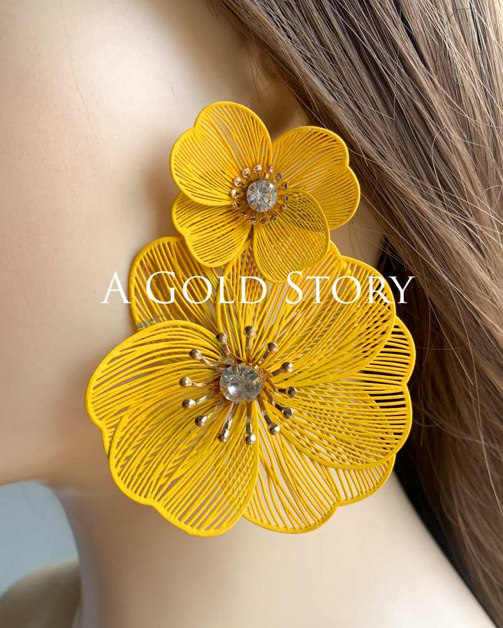 AMELIA EARRINGS YELLOW