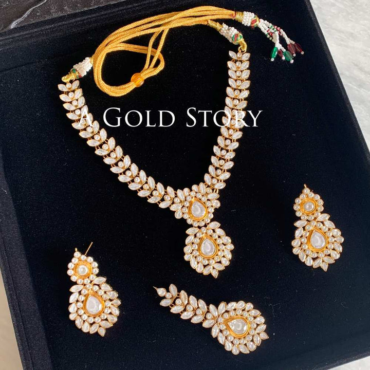 AABIS KUNDAN LPOLKI BRIDAL SET