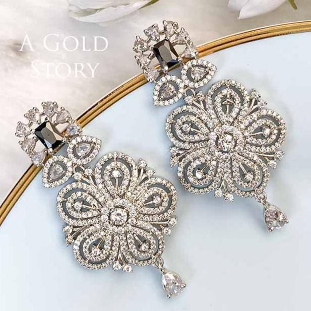 DAISY EARRINGS BLUE