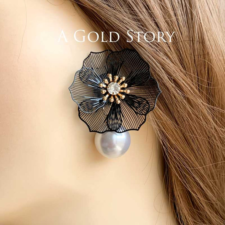 CLEMENTINE EARRINGS BLACK