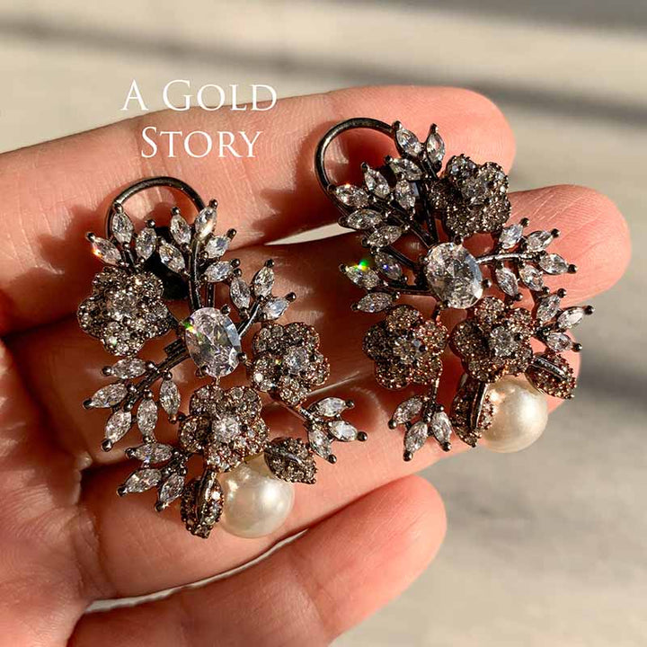 SOPHIE EARRINGS