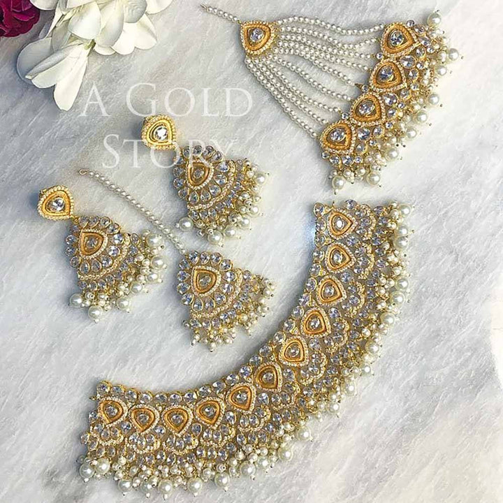 MAHIRA SET GOLDEN