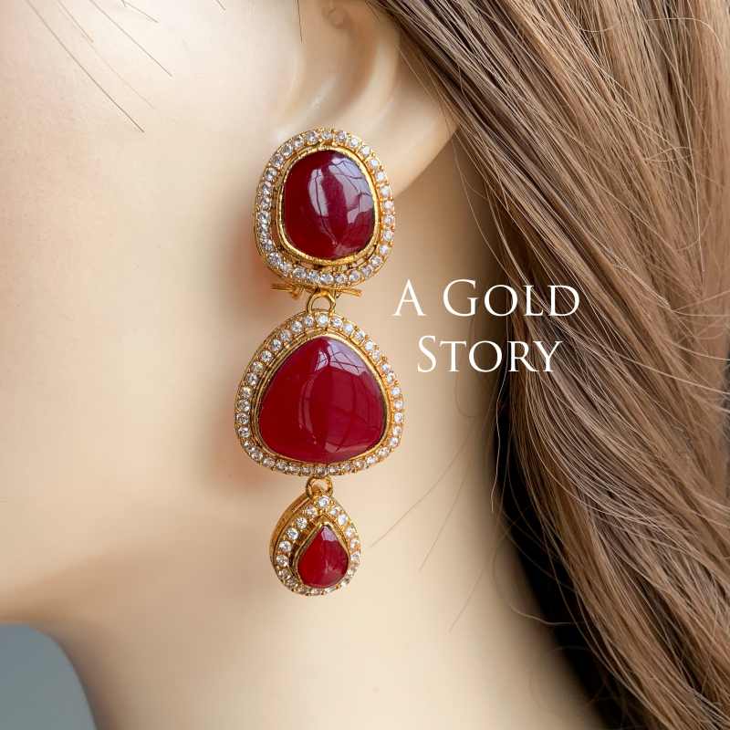 ANABIA EARRINGS RED/ MAROON