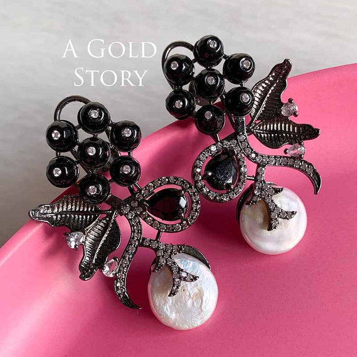 ISABELLA EARRINGS BLACK
