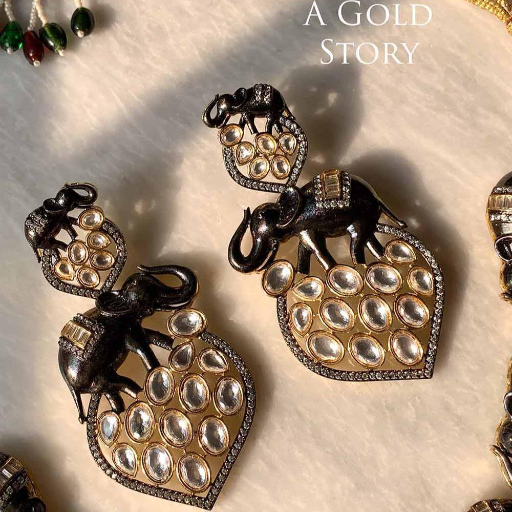 KAIRA EXCLUSIVE NECKLACE SET