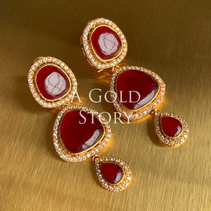 ANABIA EARRINGS RED/ MAROON