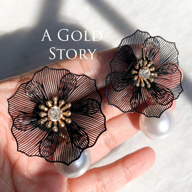 CLEMENTINE EARRINGS BLACK