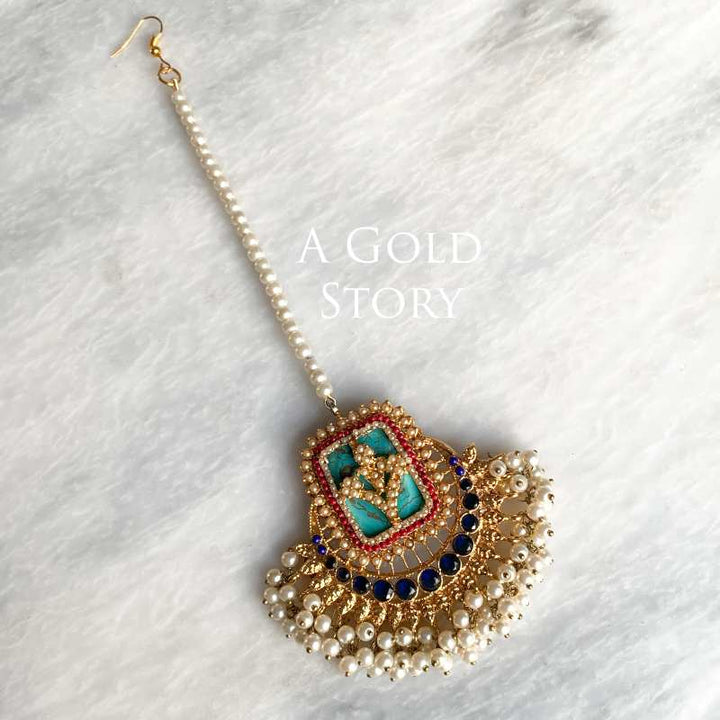 FRIDA EARRINGS AND TIKKA FEROZI