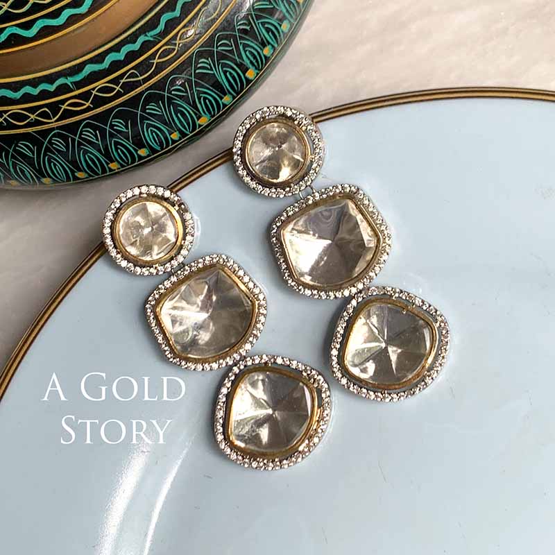 AMEERA EARRINGS AND TIKKA