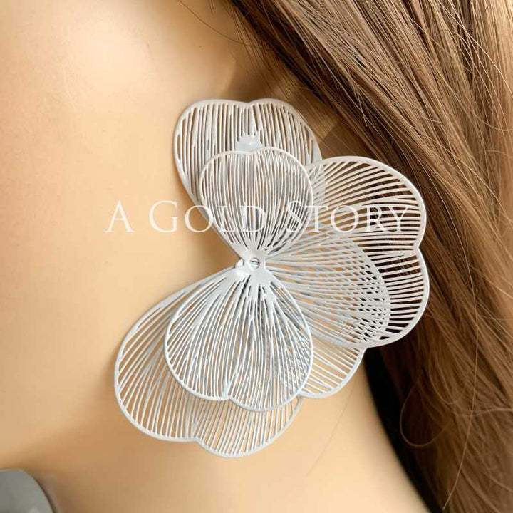 CALLIOPE EARRINGS WHITE