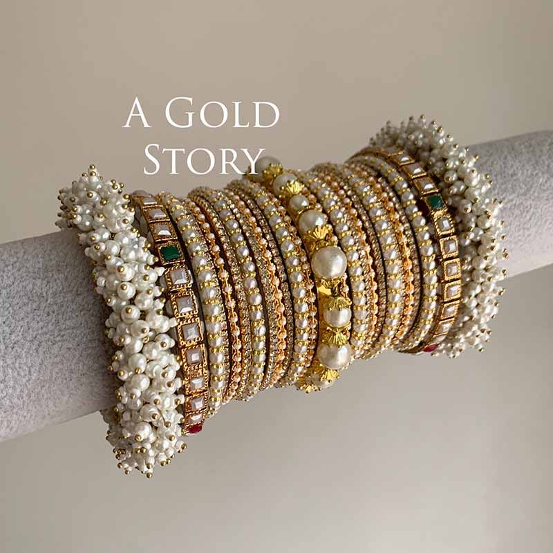 INSIGNIA BANGLES SET