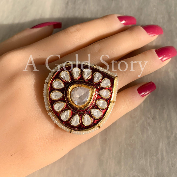 KOMAL RING MAROON - A GOLD STORY