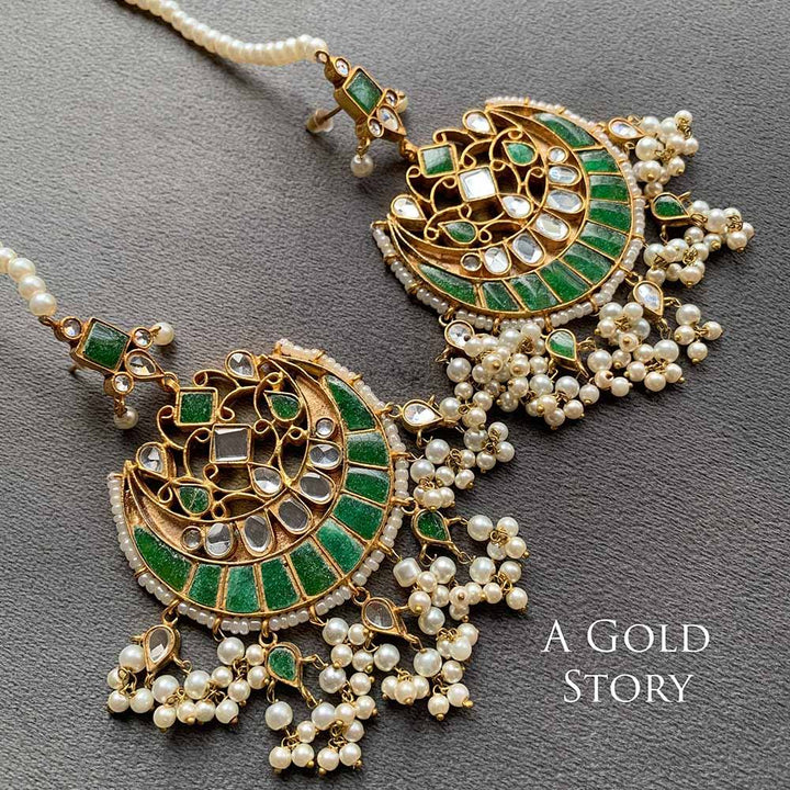 DILNASHEEN KUNDAN EARRINGS AND TIKKA GREEN