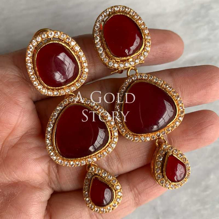 ANABIA EARRINGS RED/ MAROON