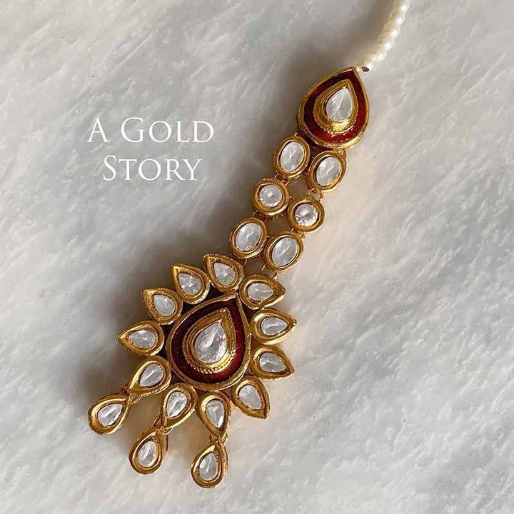 INAYA EARRINGS AND TIKKA RED