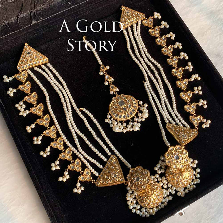 AFSANA JHUMKAY AND TIKKA SET