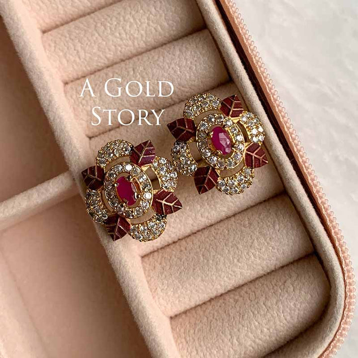 TINA EARSTUDS MAROON