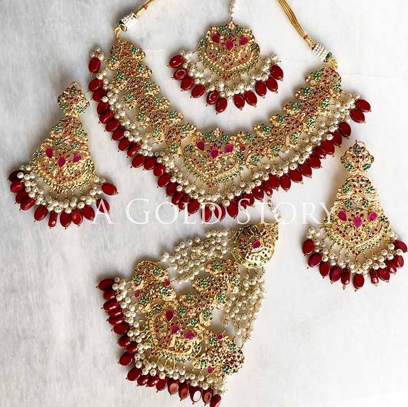 PARISA NECKLACE SET - A GOLD STORY